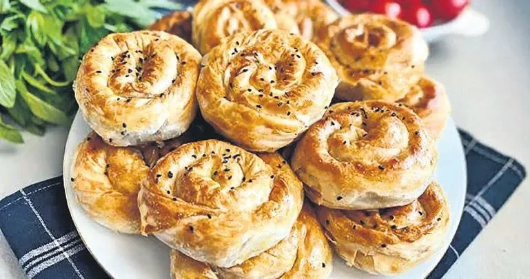 İDİL AÇIKALIN Çay saati bahane muhabbet şahane