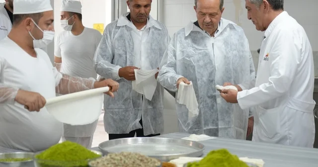 Eski KKTC Cumhurbaşkanı Tatar: Esas baklava Gaziantep indir, tescillidir ve kopyası da mümkün değildir Gaziantep Haberleri Habertürk Yerel Haberler