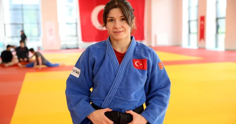 Milli judocu Tuğçe Beder Çin de gümüş madalya kazandı Spor Haberleri