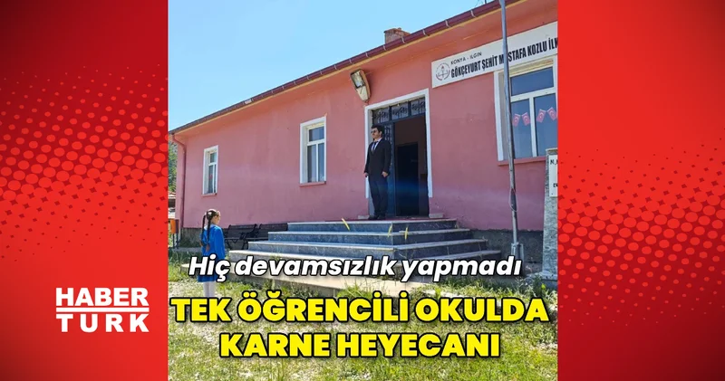 İlayda Kozlu, karnesini okulun tek öğretmeni Muhammed Bağ’dan aldı