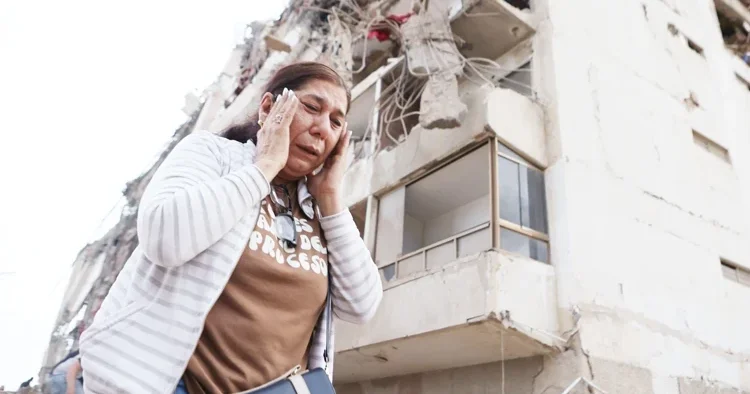 Venezuela felaketi yaşadı... 39 saniye arayla çifte deprem