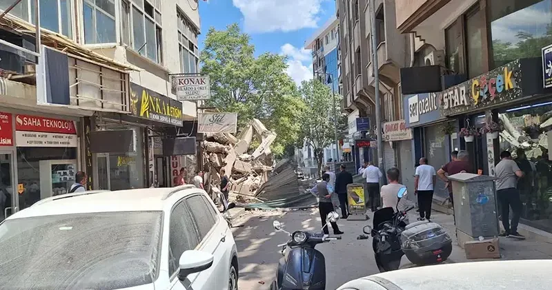 Yıkımı yapılan 9 katlı binada çökme meydana geldi