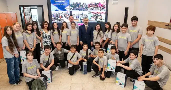 5G ile karne heyecanı 7 ilde eş zamanlı yaşandı