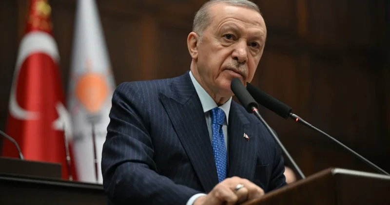 Cumhurbaşkanı Erdoğan dan karne alan öğrencilere mesaj: Verimli ve keyifli bir yaz tatili diliyorum Gündem Haberleri