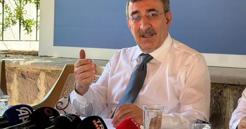 Cumhurbaşkanı Yardımcısı Yılmaz dan memur ve emekli maaşlarıyla ilgili mesaj