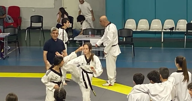 Oltulu taekwondocu Semanur Duran dan büyük başarı: 18 yaşında ikinci DAN derecesi Erzurum Haberleri Habertürk Yerel Haberler