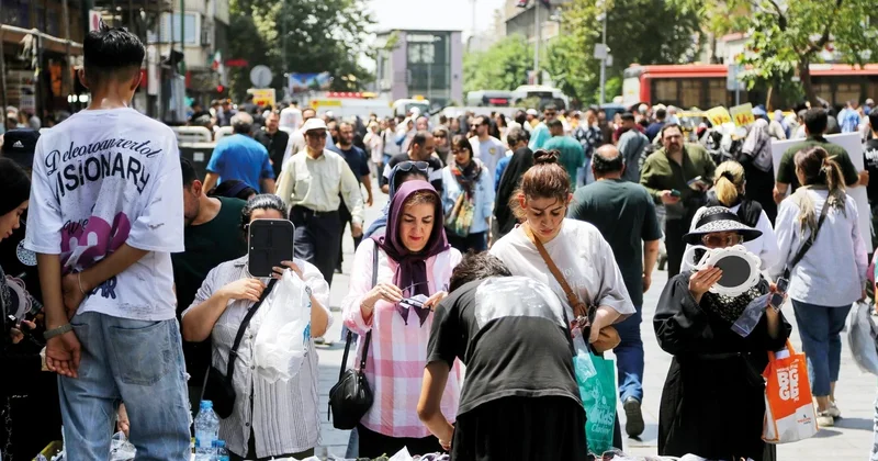 Savaşın gölgesinde hayat durdu... İranlılar mutsuz yorgun endişeli