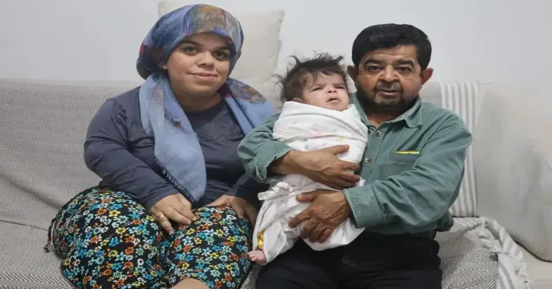 21 yıllık ayrılık depremle bitti: Cüce çiftin büyük aşkı Gülsüm bebekle taçlandı