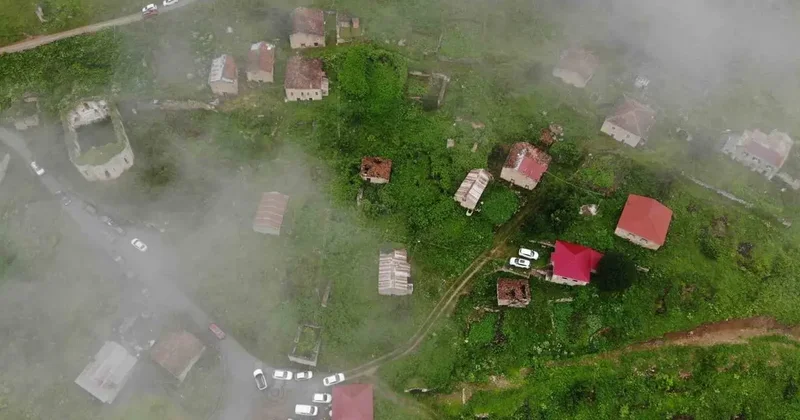 Sis altındaki Santa Harabeleri doğası ve tarihiyle kendine hayran bırakıyor