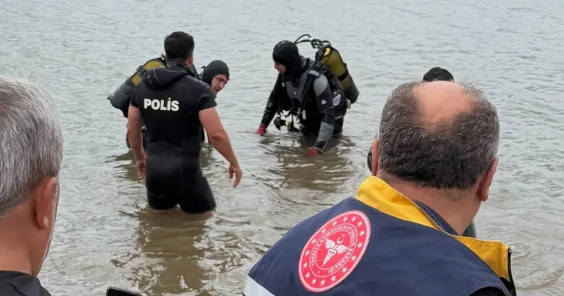 Oltasını düşürdüğü gölette boğularak hayatını kaybetti