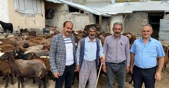 Ağrılı çiftçilere müjde: Yetiştiricilere yüzde 50 hibeli makine ve uygun fiyatlı hayvan ilaçları desteği Ağrı Haberleri Habertürk Yerel Haberler