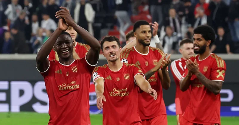 UEFA Şampiyonlar Ligi nde şok skorlar! Tur atlayan 3 takım belli oldu...