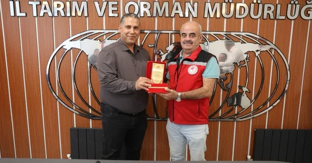 Manisa Tarım ve Orman Müdürlüğünde iki isim yeni görev yerlerine uğurlandı Manisa Haberleri Habertürk Yerel Haberler