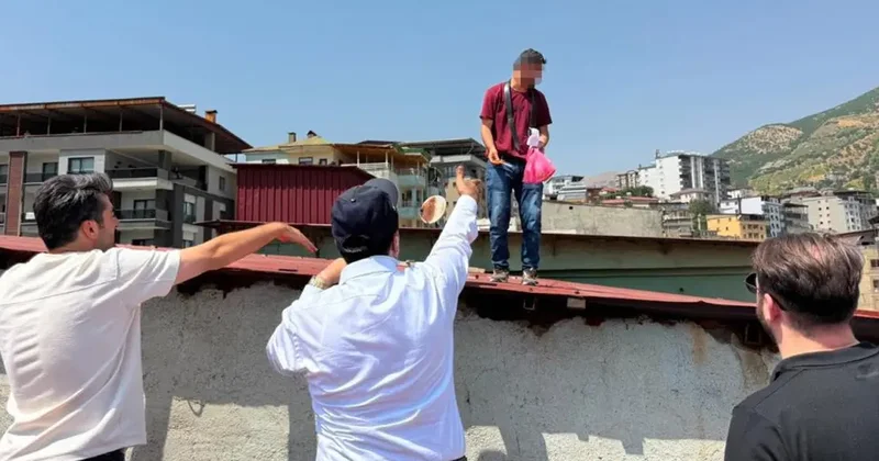 Şehir şehir dolaşıp intihar etmek istiyor! 242 kez denedi