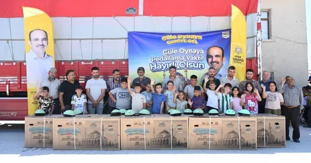 Konya haberleri Güle Oynaya Camiye Gel Projesi nde hak kazanan 13 bin 91 çocuğa bisiklet dağıtımı başladı 26 Ağustos 2026