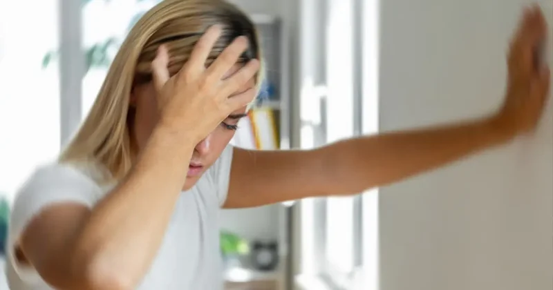Kulak çınlaması beyin tümörü belirtisi mi? Uzman uyardı