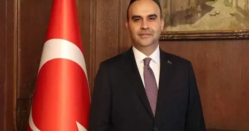 Bakan Kacır: Büyük Türkiye köklerinden aldığı güçle yeniden tarih sahnesinde