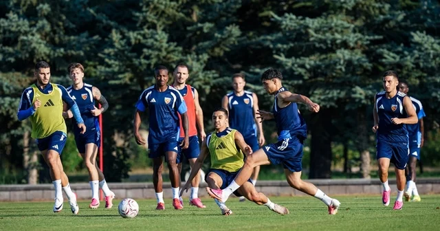 Kayserispor da hedef 4 te 4 yapmak Kayserispor Teknik Direktörü Atilla Gerin: Taraftarımızın desteği ile kazanmak istiyoruz Kayseri Haberleri Habertürk Yerel Haberler