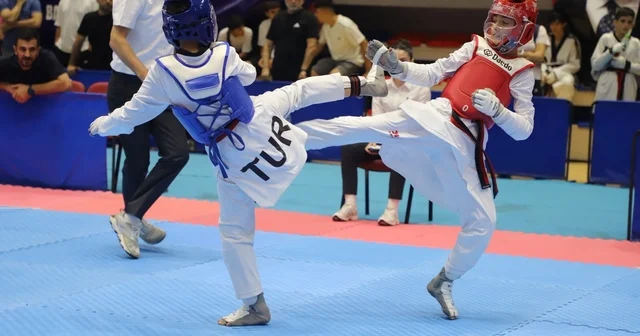 Anadolu Yıldızlar Ligi Taekwondo Türkiye Şampiyonası Karabük te başladı Karabük Haberleri Habertürk Yerel Haberler