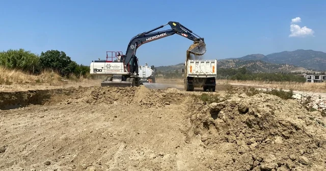 Büyükşehir in ulaşım yatırımları 17 ilçede eş zamanlı olarak devam ediyor Aydın Haberleri Habertürk Yerel Haberler