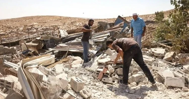 İsrail Filistin köyünü yıktı… ‘Osmanlı’dan beri buradayız’