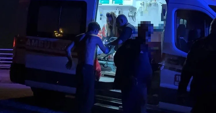 Ağabey kardeş arasındaki kavgada kan aktı