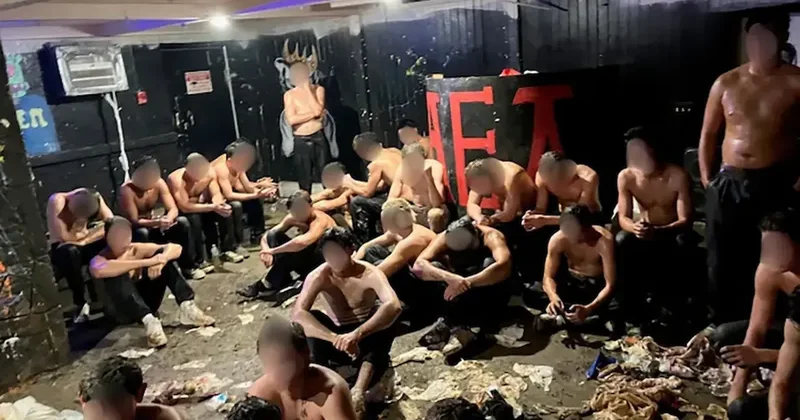Zindandan 30 öğrenci çıktı: Üniversite kulübünün sapkın ritüelini polis zor durdurdu Sözcü Gazetesi
