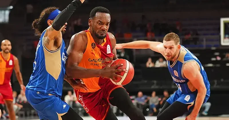 Galatasaray potada sezona 102 79 luk Çayırova galibiyetiyle başladı Fanatik Gazetesi Basketbol Haberleri Spor