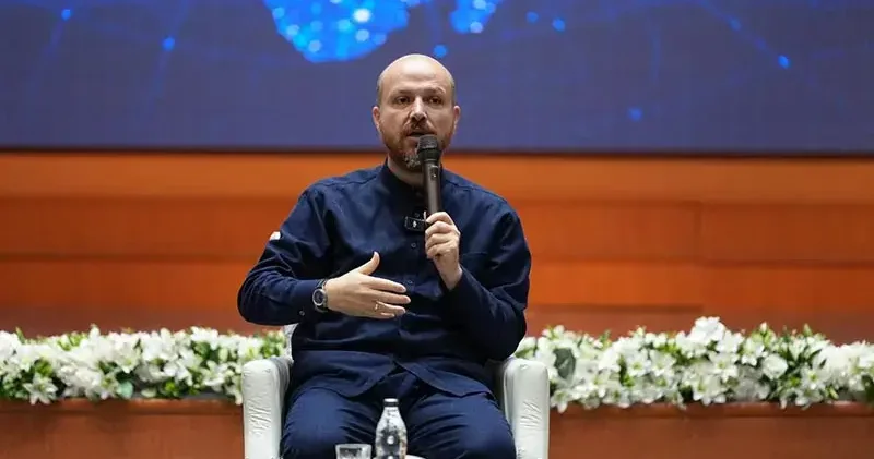 Bilal Erdoğan: İslam dünyasının birlikte güçlü olmasına öncülük edebiliriz