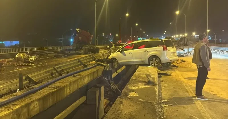 Tır ile otomobiller çarpıştı: Ölü ve çok sayıda yaralı var