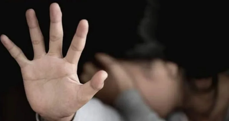 SON DAKİKA HABERİ: Kız çocuğunun müstehcen görüntüsüne 2 tutuklama Son dakika haberleri