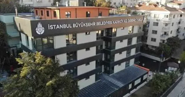 CHP li İBB nin öğrenci yurdu yapıyoruz iddiaları yalan çıktı: AK Parti döneminden kalan yurtlara çökmüşler