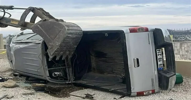 Duvara çarpan kamyonetin çocuk sürücüsü yaşamını yitirdi