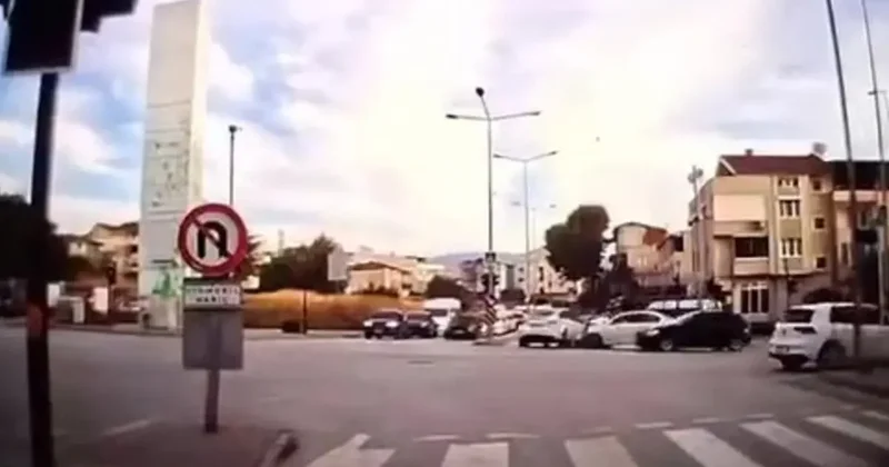 Hatalı dönüş yapan otomobil kazaya neden oldu
