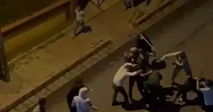 Küçükçekmece’de iki grup arasındaki sopalı kavga