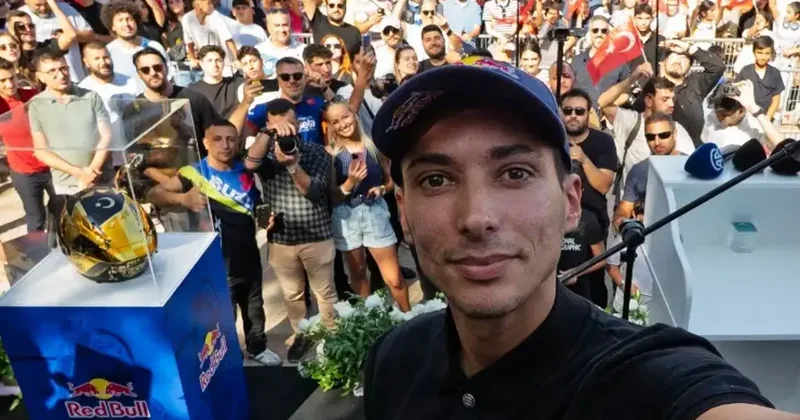 Toprak Razgatlıoğlu memleketi Alanya da coşkuyla karşılandı Spor Haberleri