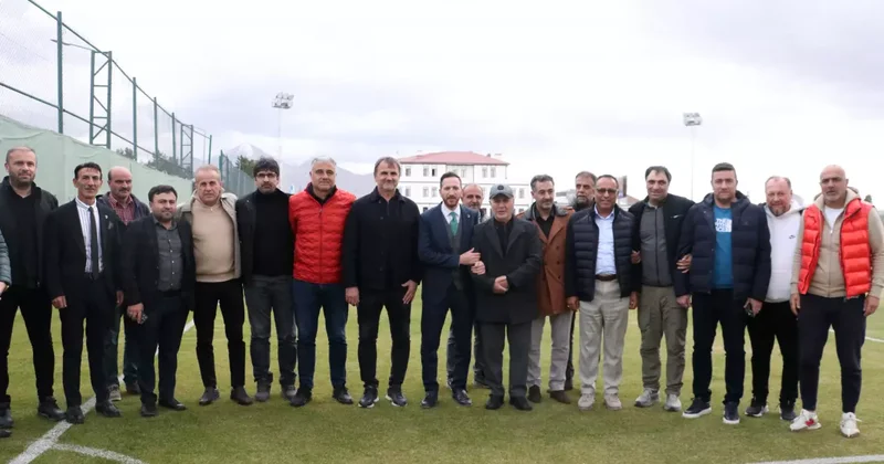 Dört oyuncu bir odada kalıyordu: Şampiyon futbolcular 27 yıl sonra buluştu