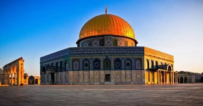 Fatiha okuyamayınca Mescid i Aksa ya alınmadı