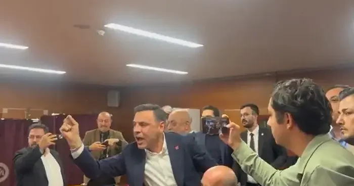 Bayrampaşa Belediyesi Başkanvekili seçimi tekrarlanıyor! AK Parti ve CHP liler arasında gerginlik yaşandı