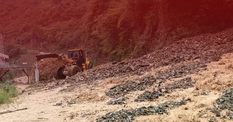 Heyelan riskine dikkat! Karadeniz uyarıları! Son dakika hava durumu Son dakika haberleri