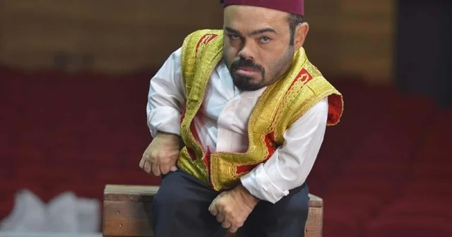 Akondroplazi hastası Serhat, tiyatro sayesinde sorunlarını aşıyor İzmir Haberleri