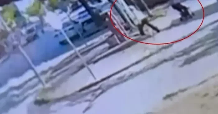 Para dolu çantayı arabanın üstünde unuttu, çantayı bulan kadın kayıplara karıştı