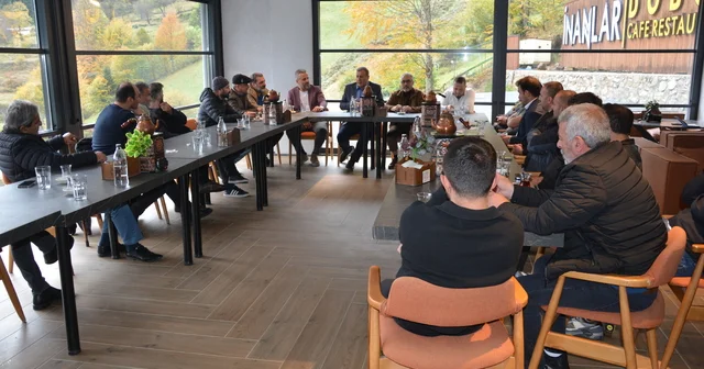 TTSO Başkanı Çelebi, Uzungöl deki turizm işletmecileriyle bir araya geldi Trabzon Haberleri