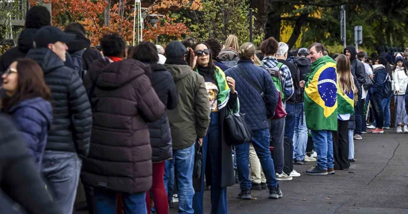 Lula da Silva, Brezilya da resmi olmayan sonuçlara göre 4. kez başkan seçildi