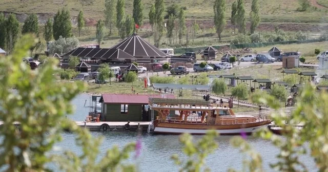 Demirözü nde restoran ve tekne turu hizmetleri sezonu tamamladı Bayburt Haber Habertürk Yerel Haberler