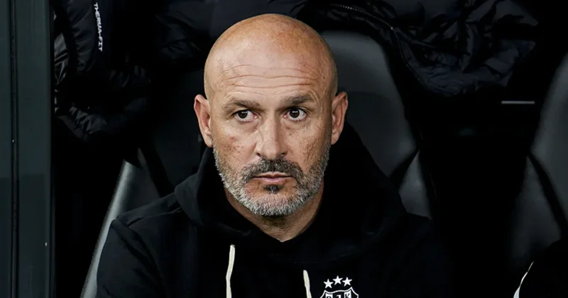 Vincenzo Italiano: Çift forvete dönebiliriz