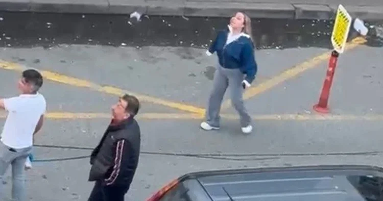 Kaza sonrası olay Dövüş antrenörüyüm dedi, sürücüye yumruk attı