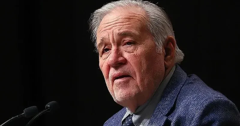 İlber Ortaylı’nın vasiyeti hayata geçti: Sarayda 5 bin eser sergileniyor Sözcü Gazetesi