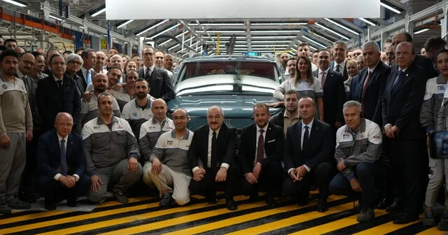 Doblo, 3 yıl aradan sonra K9 kardeşleriyle birlikte tekrar Bursa da Bursa dan Avrupa ya otomotiv hamlesi Tofaş ta K9 dönemi başladı Tofaş tan 300 milyon dolarlık otomotiv yatırımı Bursa Haber Habertürk Yerel Haberler