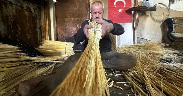 56 yıllık süpürgeci, teknolojiye direniyor Edirne Haber Habertürk Yerel Haberler